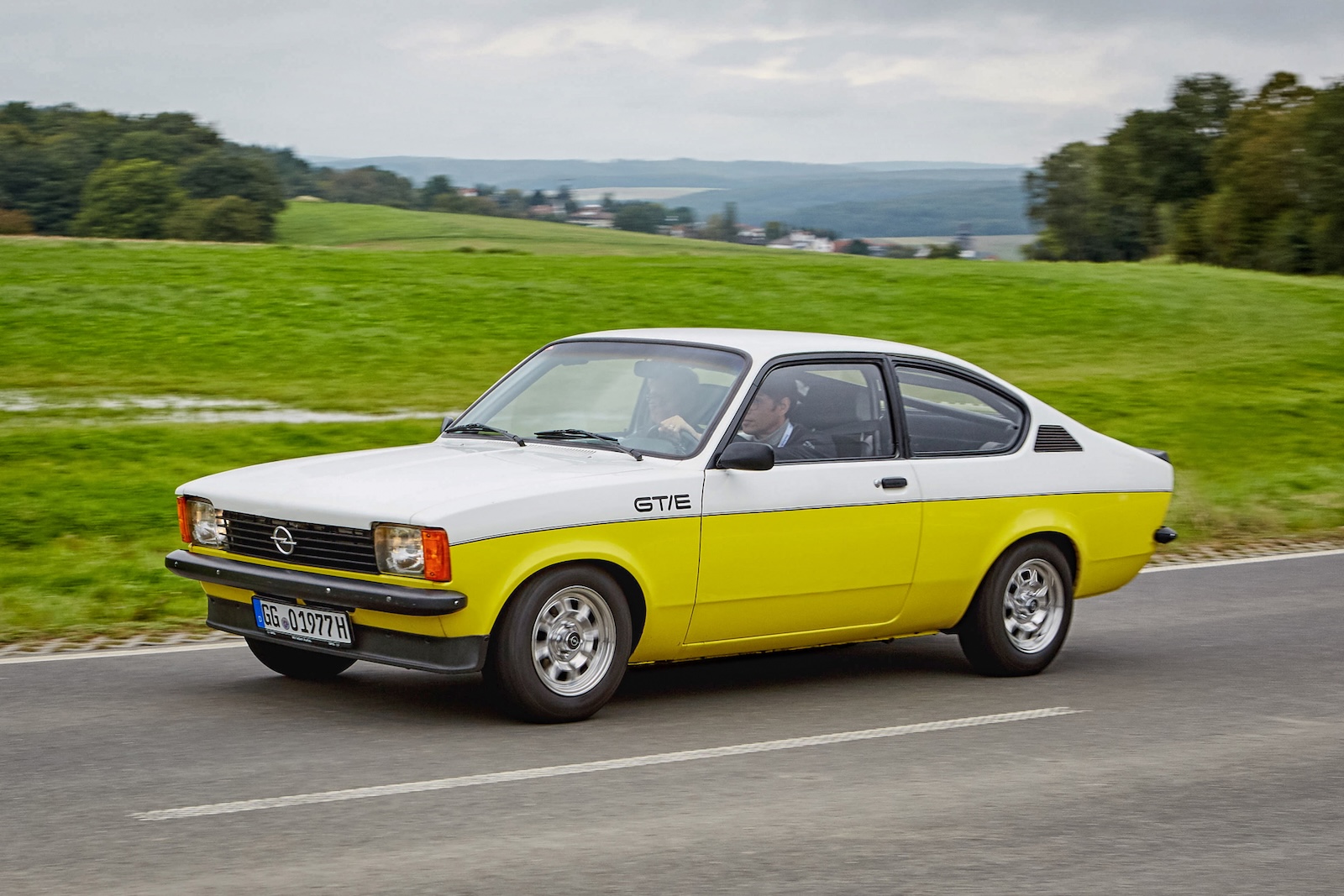 Stilvolle Opel Kadett Gte Bild